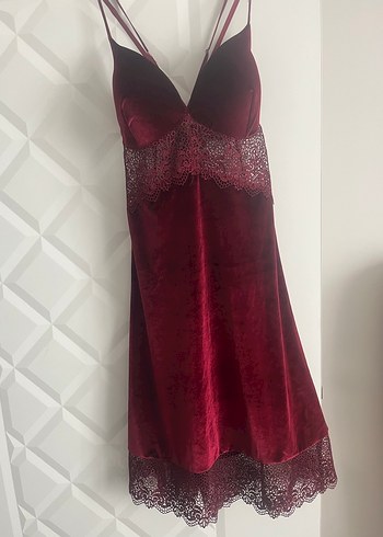 Bordo İşlemeli Uzun Kadın Gecelik - Görsel 8