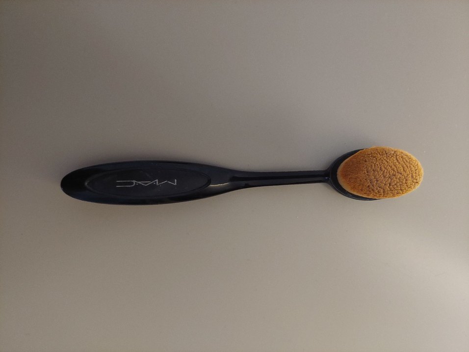 Siyah M.A.C Makyaj Fırçası - Görsel 2