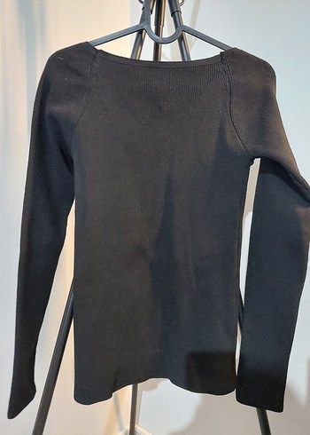 Siyah Uzun Kollu Göğüs Detaylı Kadın Kazak - Görsel 3