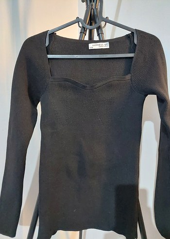 Siyah Uzun Kollu Göğüs Detaylı Kadın Kazak - Görsel 2