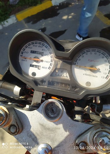 Turuncu Zincir Detaylı Motor Kaskı - Görsel 7