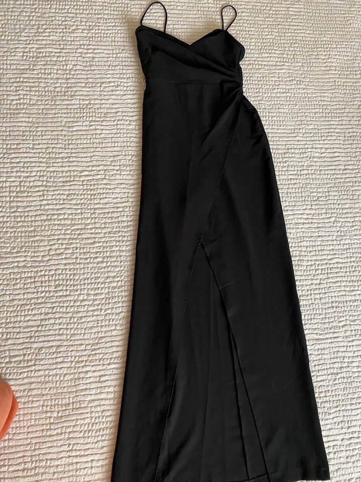 Siyah Drapeli Uzun Askılı Elbise - Görsel 4
