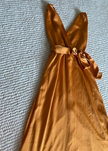Uzun turuncu Saten Elbise - Görsel 4