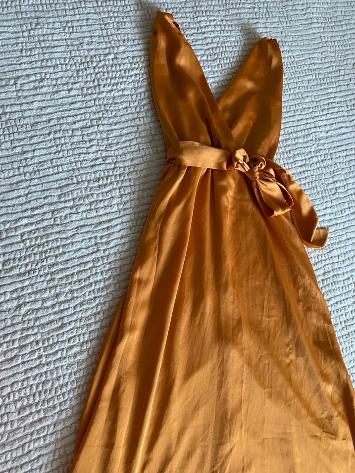 Uzun turuncu Saten Elbise - Görsel 4