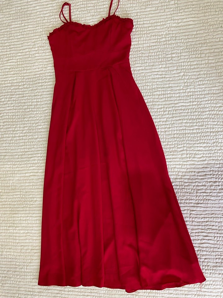 Kırmızı Uzun İpek Görünümlü Akışkan Elbise - Görsel 2