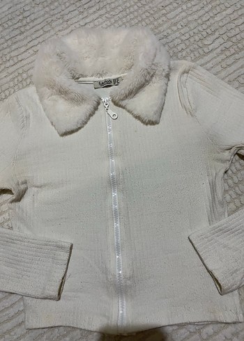 Kürk Detaylı Beyaz Kadın Hırka - Görsel 4