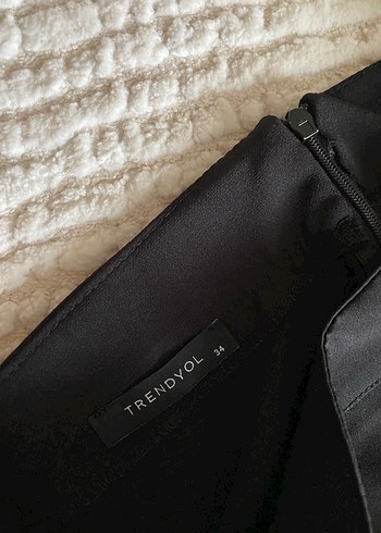 Siyah Uzun Kadın Etek - Görsel 4