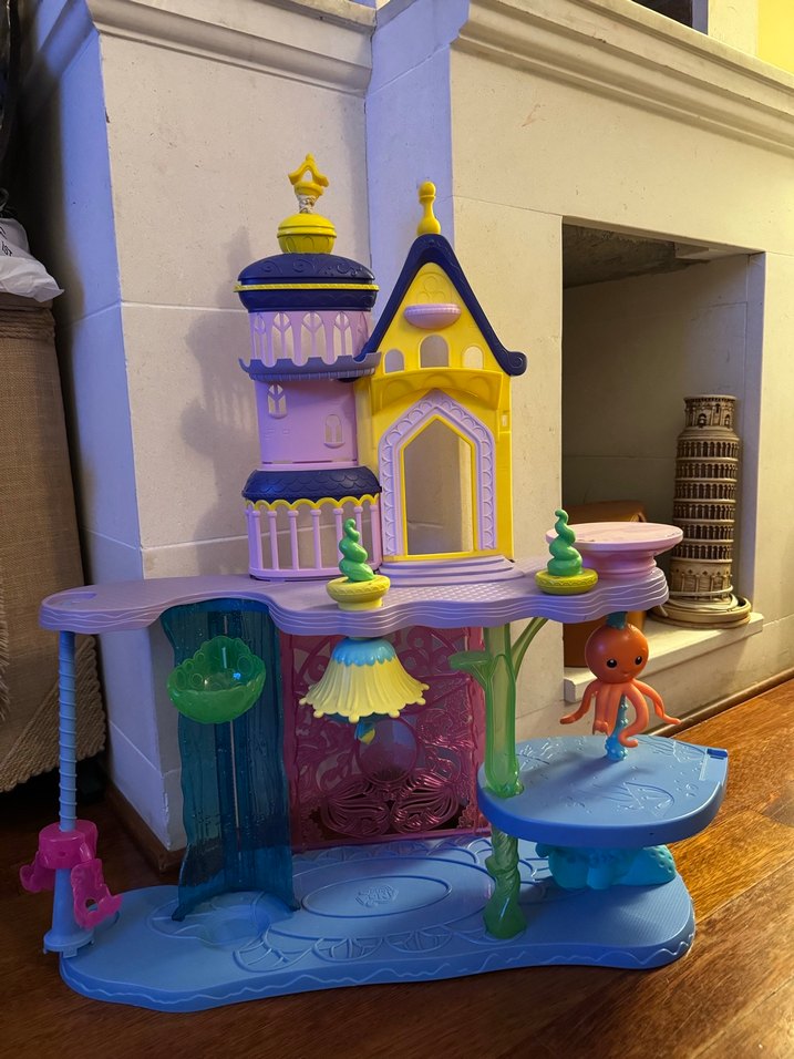 My Little Pony Canterlot ve Su-Questria Sarayı - Görsel 2