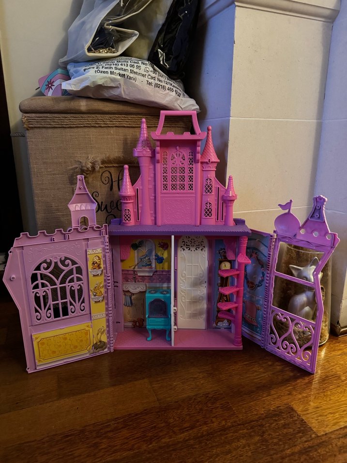 Disney Princess Çantali Kraliyet Sarayl - Görsel 2