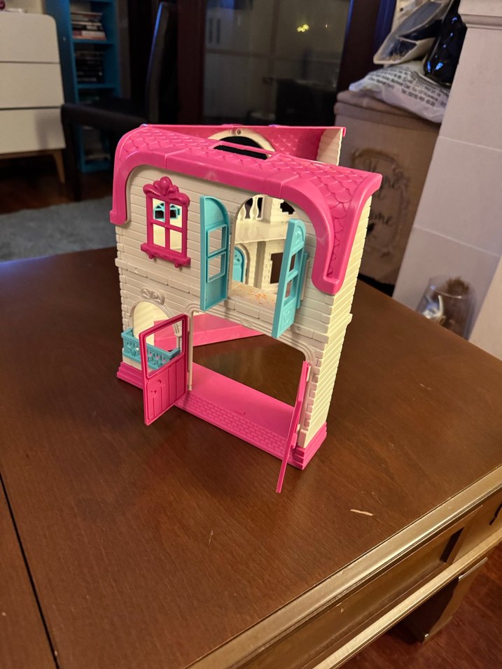 Küçük Prensesin Oyun Evi - Görsel 2