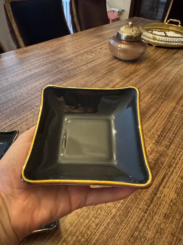 Siyah Seramik Küçük Kare Tabaklar Seti - Görsel 2