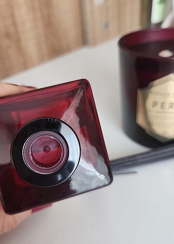 Atelier Rebul Pera Mum ve oda kokusu - Görsel 4