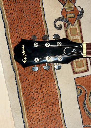 Koyu Kahverengi Akustik Gitar ephipone 0ı 40 Bİn tl vintage gita - Görsel 6