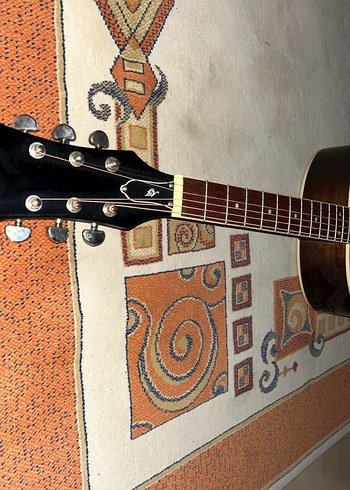 Koyu Kahverengi Akustik Gitar ephipone 0ı 40 Bİn tl vintage gita - Görsel 2