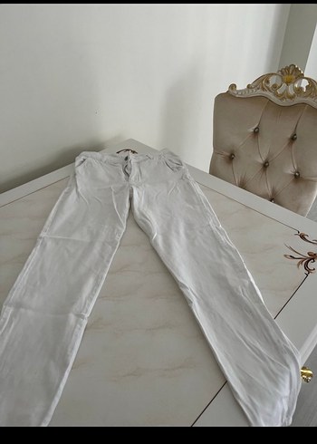 LC Waikiki Beyaz Duz Kesim Pantolon