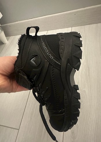 Erkek Çocuk Bot - Görsel 4