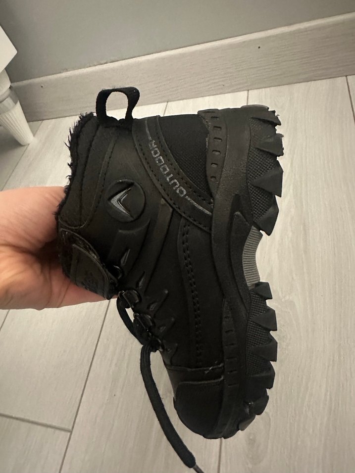 Erkek Çocuk Bot - Görsel 4