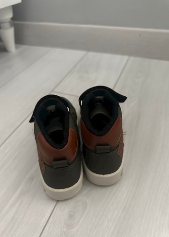 Erkek Çocuk  Botu - Görsel 4