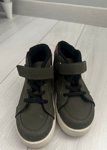 Erkek Çocuk  Botu - Görsel 2