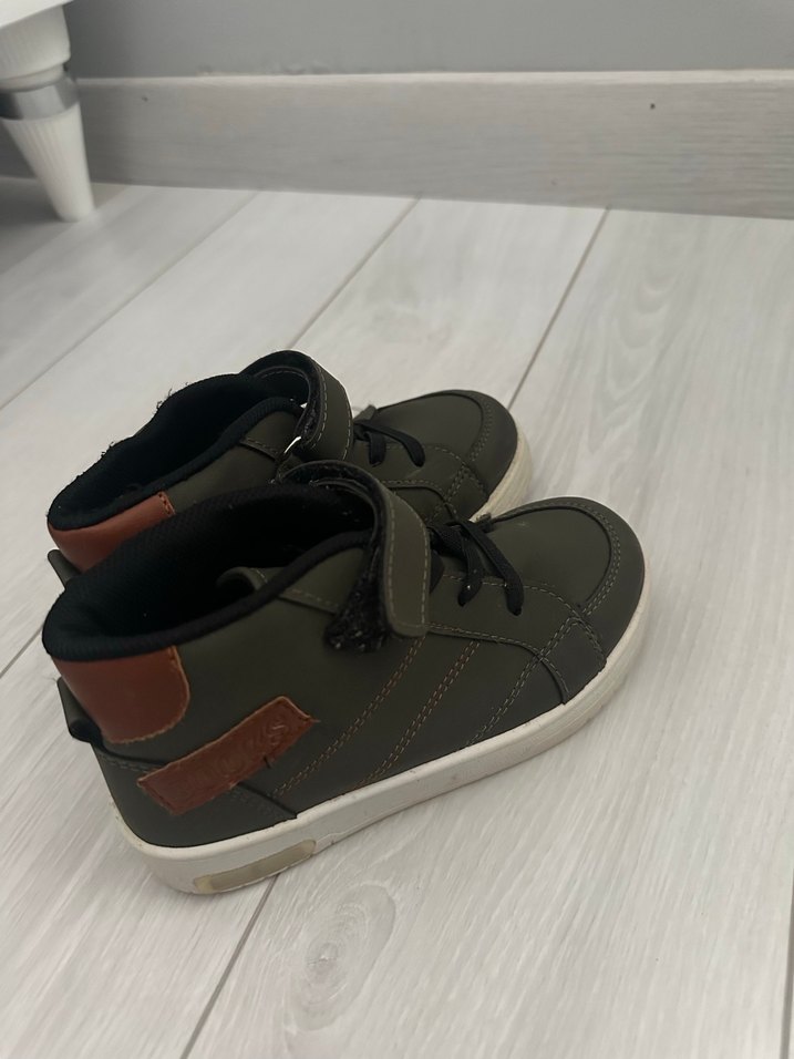 Erkek Çocuk  Botu - Görsel 3