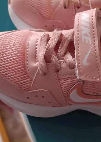 26 Beden Kız Çocuk Pembe Nike Spor Ayakkabı