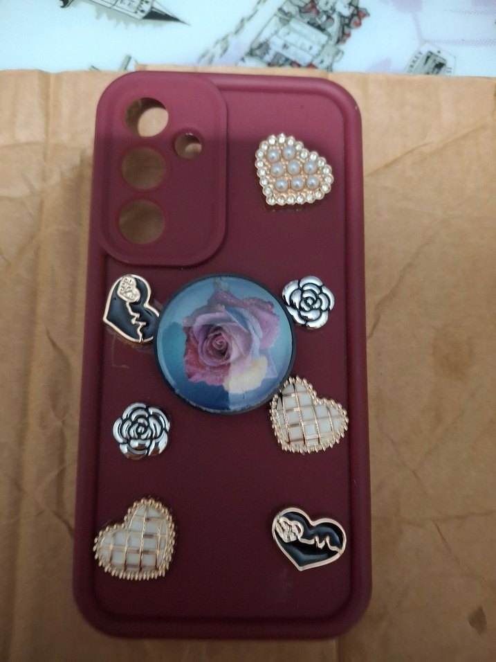 A 35 - Bordo Bohem Düğmeli Telefon Kılıfı - Görsel 3