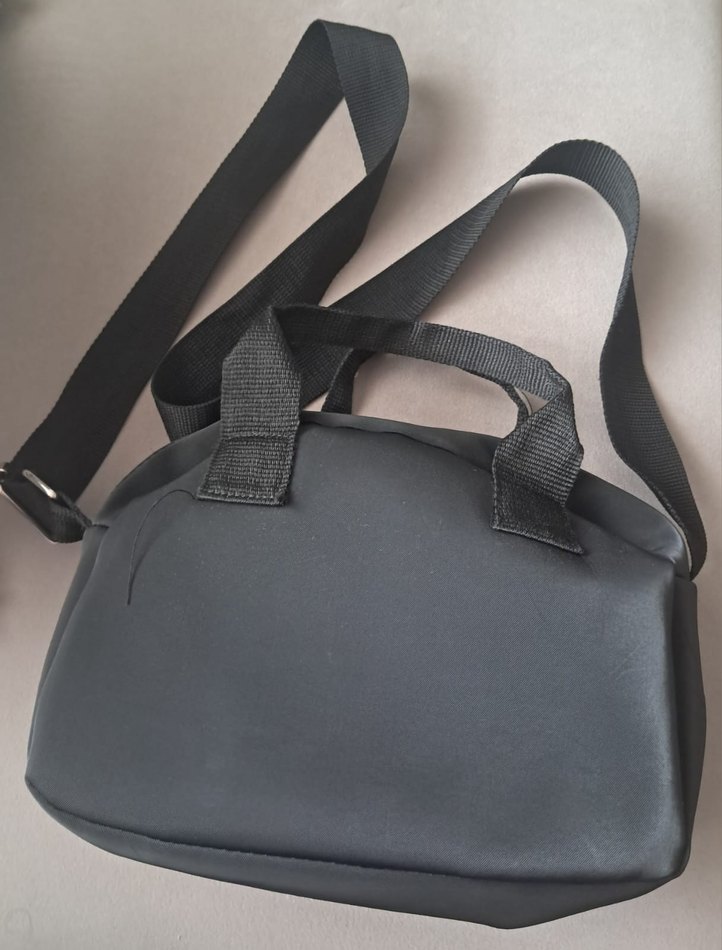 Siyah Kadın Spor Çapraz Çanta Fermuarlı - Görsel 2