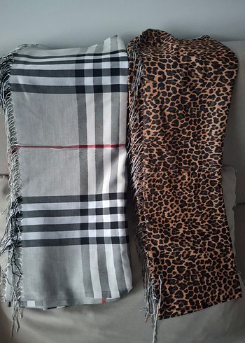 Kadın Gri Desenli Sokak Stili Şal - Görsel 3