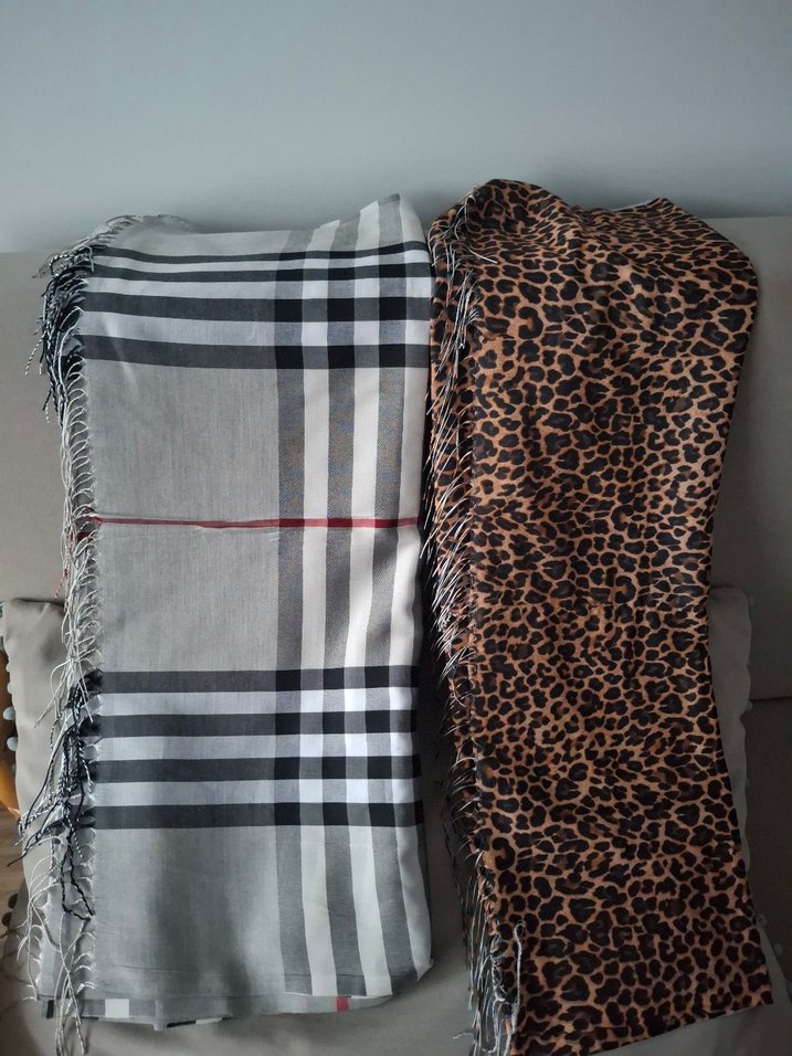 Kadın Gri Desenli Sokak Stili Şal - Görsel 2