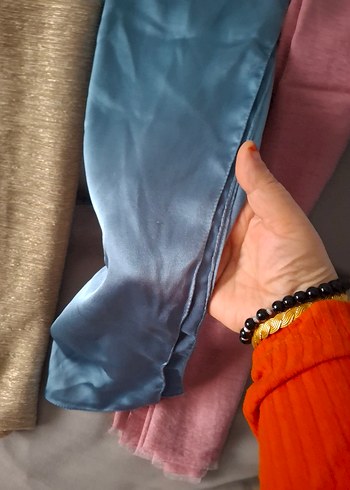 Kadın Pastel Renkli İpek Dokulu Şal - Görsel 4