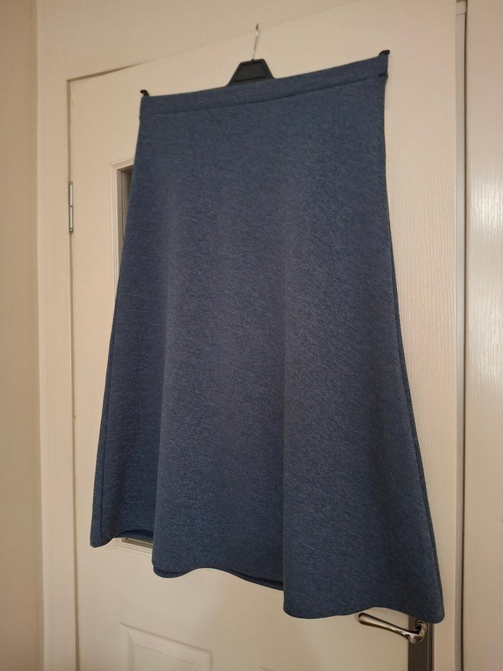 Mavi Rahat Kesim Midi Etek - Görsel 2