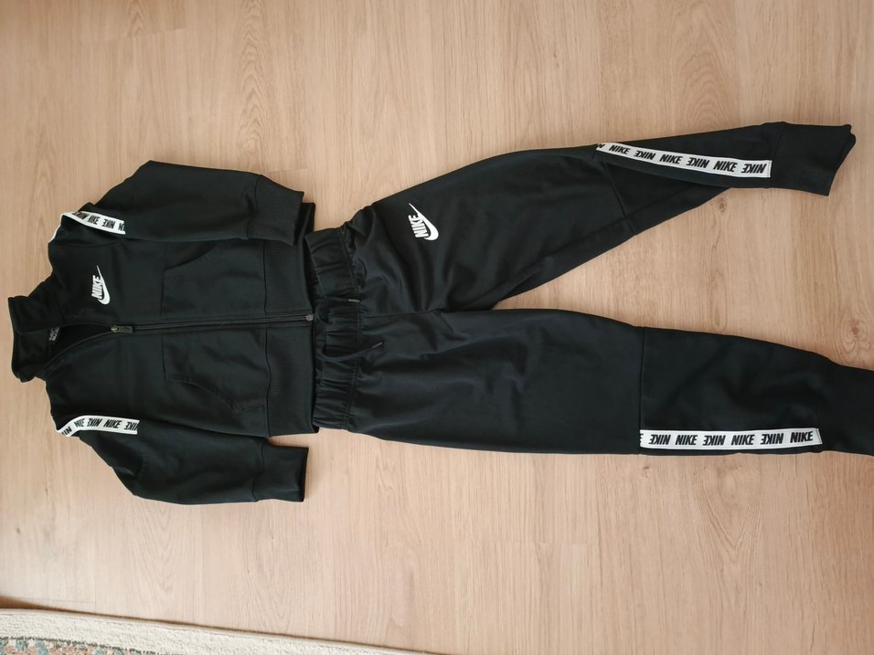 Nike Erkek Çocuk Siyah Fermuarlı Eşofman Takımı - Görsel 3