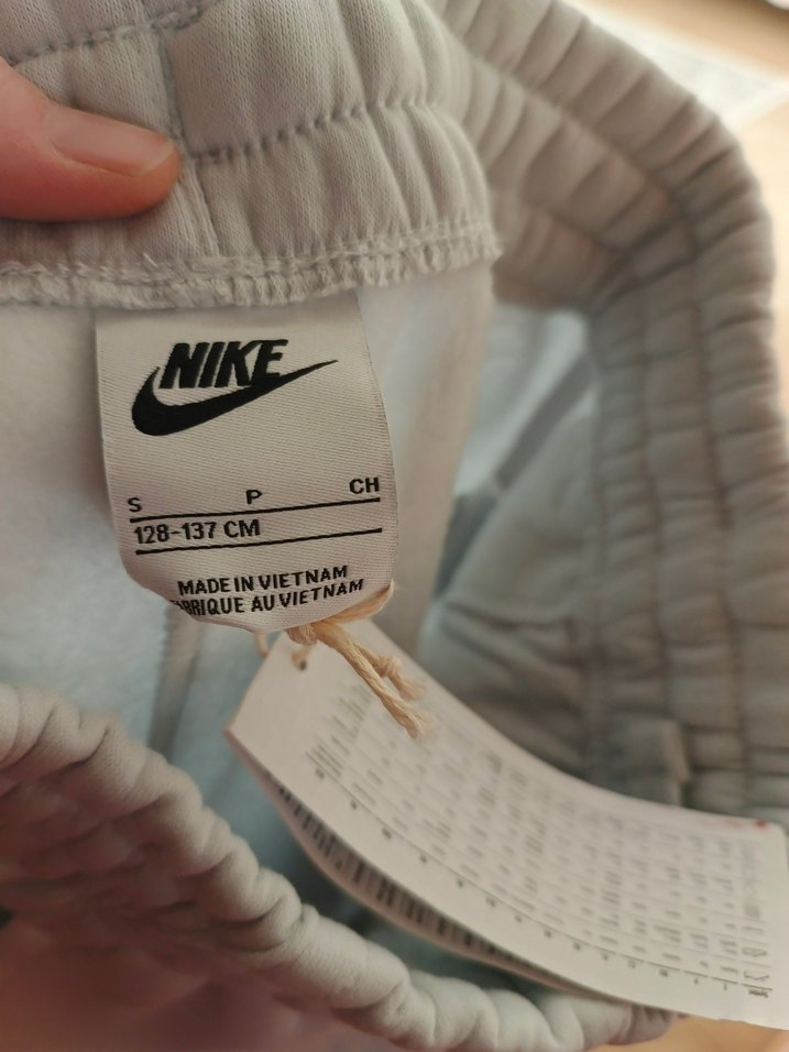 Beyaz Nike Rahat Kesim Kız Eşofman Altı - Görsel 3