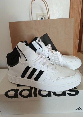 Beyaz Adidas Erkek Spor Ayakkabı - Görsel 2