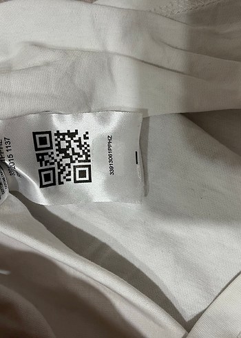 Tommy Jeans Beyaz Kısa Kollu Tişört - Görsel 6