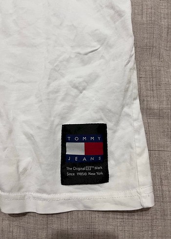 Tommy Jeans Beyaz Kısa Kollu Tişört - Görsel 3