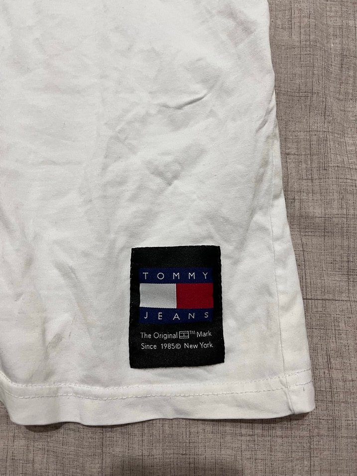 Tommy Jeans Beyaz Kısa Kollu Tişört - Görsel 3