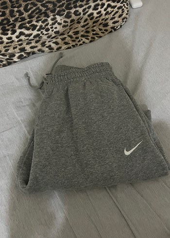 Nike Gri Esofman Alti