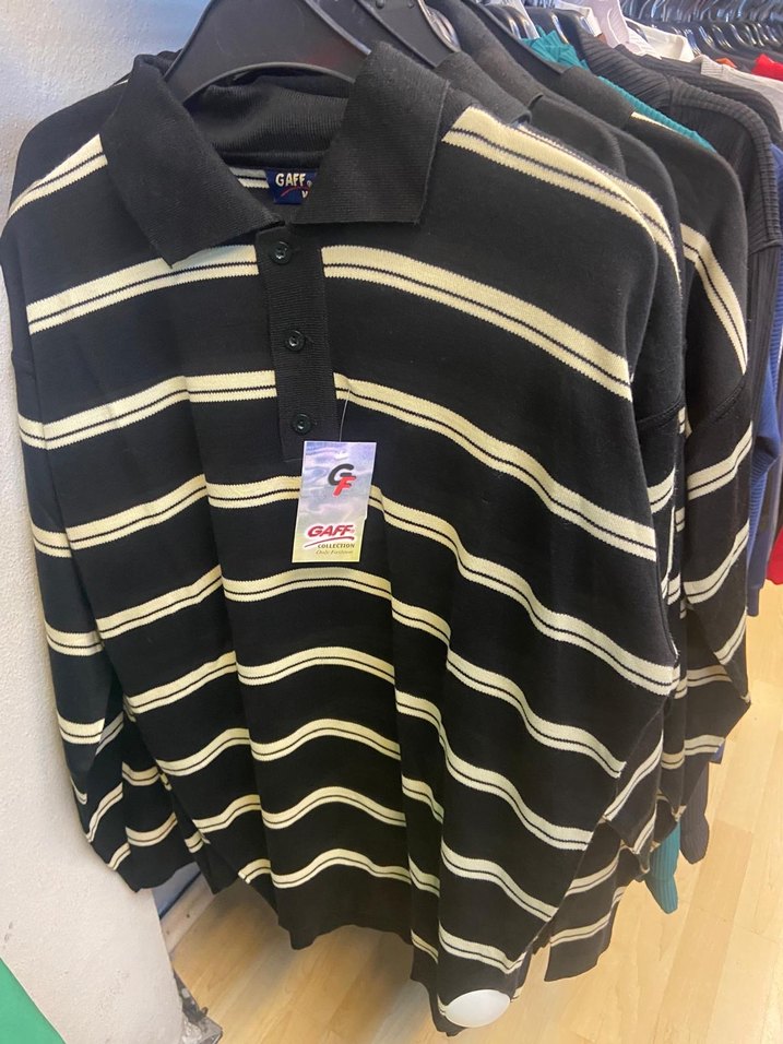 Uzun Kollu Siyah Çizgili Polo Tişört - Görsel 2