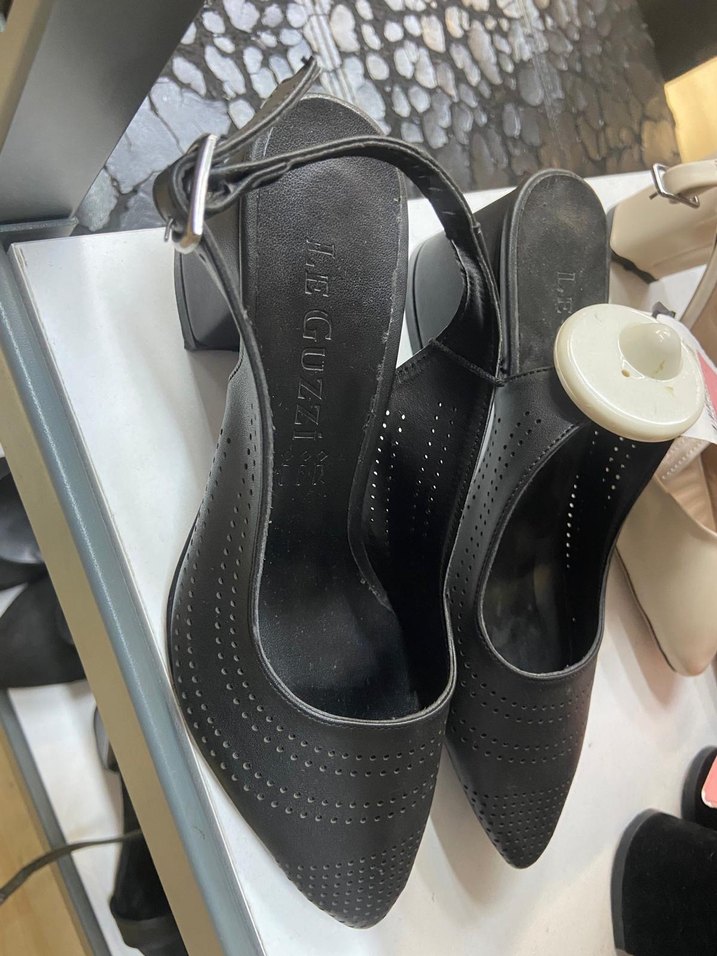 Kadın Siyah Topuklu Kemerli Akşam Ayakkabısı - Görsel 2