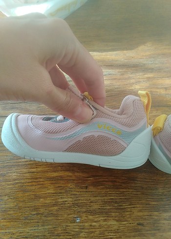 Kız Çocuk Pembe Cırt Cırtlı Spor Ayakkabı - Görsel 4