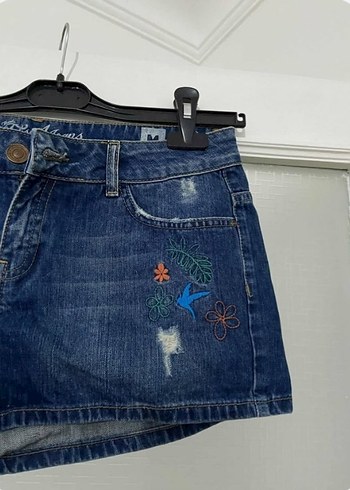 Mudo Düğmeli, Gevşek Kesim Koyu Mavi Denim Şort - Görsel 2