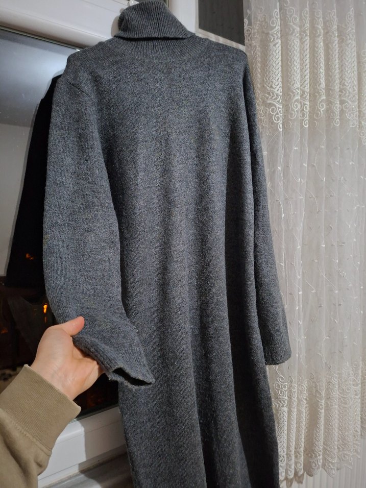 Gri Uzun Kollu Boğazlı Triko Elbise - Görsel 2