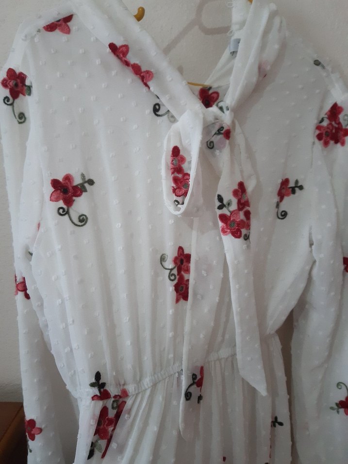 Uzun Kollu Beyaz Nakışlı Bohem Elbise - Görsel 3