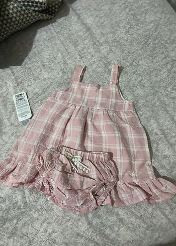 Pembe Fırfırlı Askılı Bebek Elbise Takımı - Görsel 2