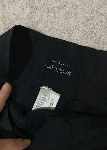 Siyah Kadın Midi Tayt Elastik Kumaş - Görsel 3