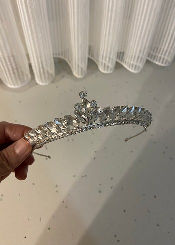 Parlak Beyaz Taşlı Gelin Tacı - Görsel 3