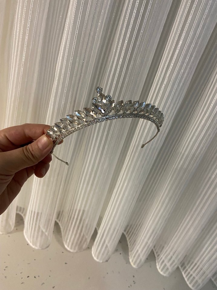 Parlak Beyaz Taşlı Gelin Tacı - Görsel 2