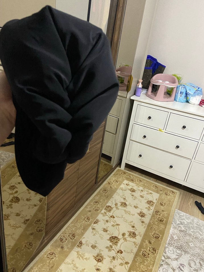 Siyah Drapeli Kadın Bone - Görsel 4