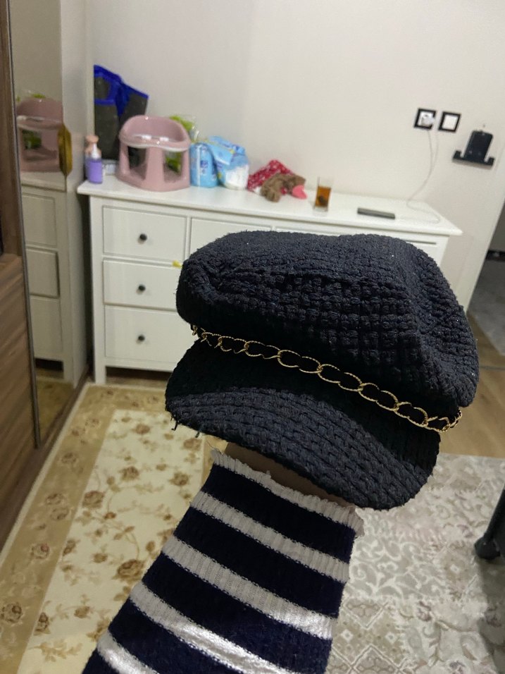 Zincir Detaylı Siyah Kadın Örgü Şapka - Görsel 5